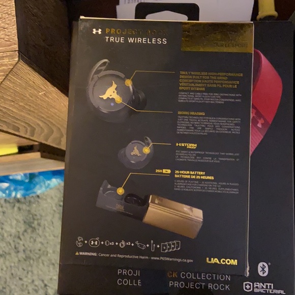 Project rock in ear wireless headphones - Picture 3 of 4